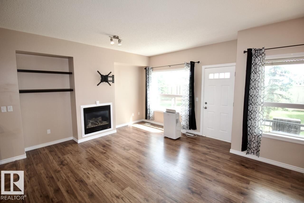 Property Photo:  3010 33 Avenue NW 38  AB T6T 0C3 