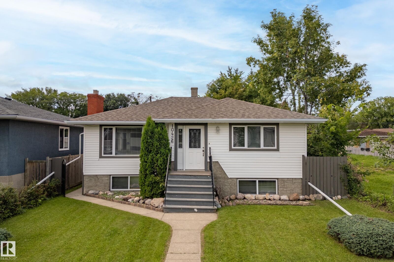 Property Photo:  10426 79 Street NW  AB T6A 3G9 