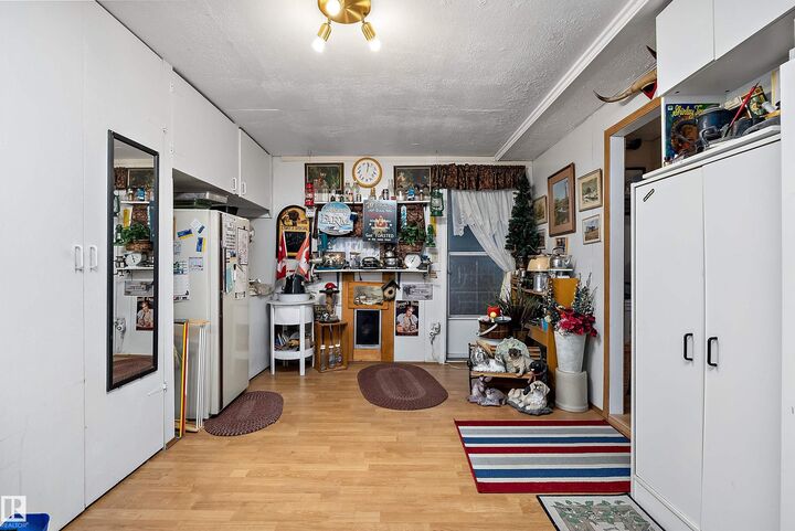 Property Photo: 1001 45 St Street AB T0C 2C0