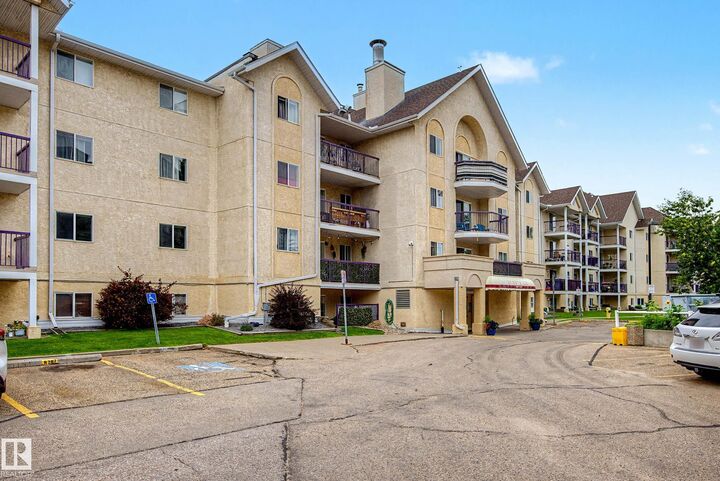 Property Photo:  10520 120 NW 452  AB T5H 4L9 