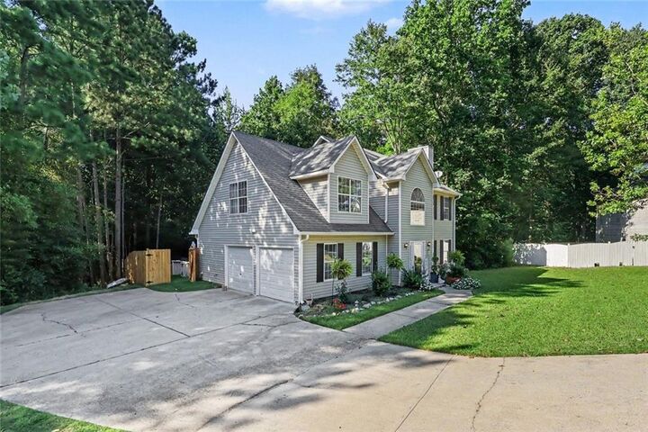 Property Photo:  4535 Raptor Trail  GA 30135 