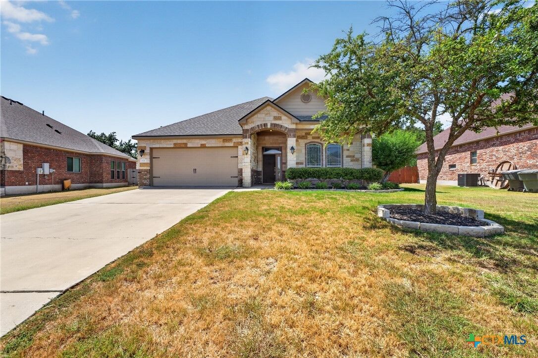 Property Photo: 274 Chering Drive TX 76513