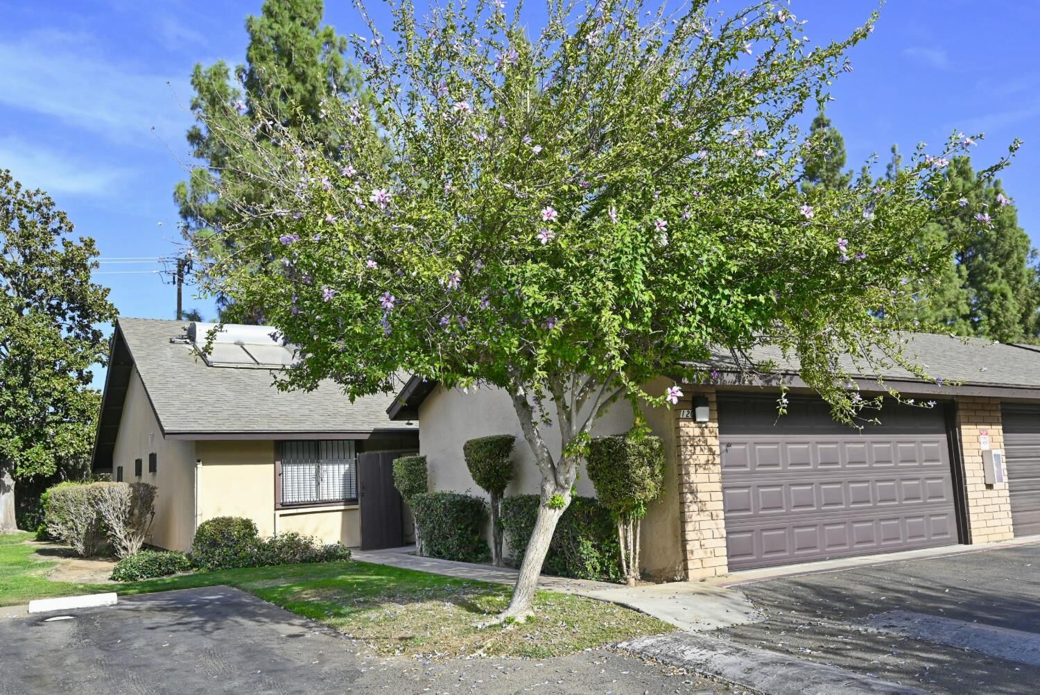 Property Photo: 4985 E Butler Avenue 120 CA 93727