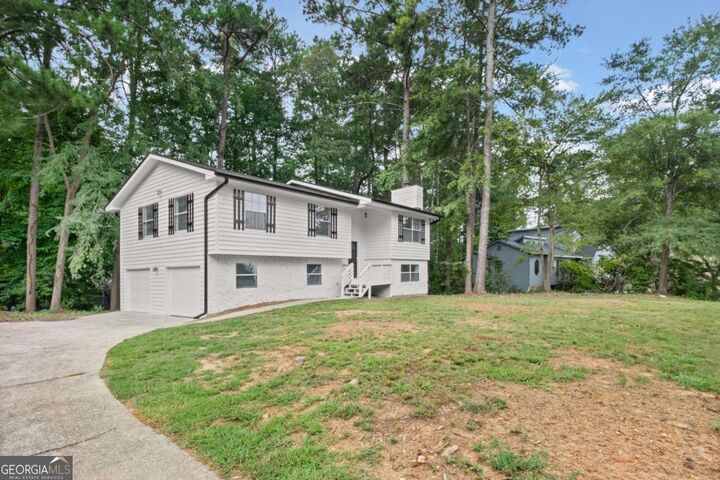Property Photo: 2648 Smoke House Place SW GA 30064