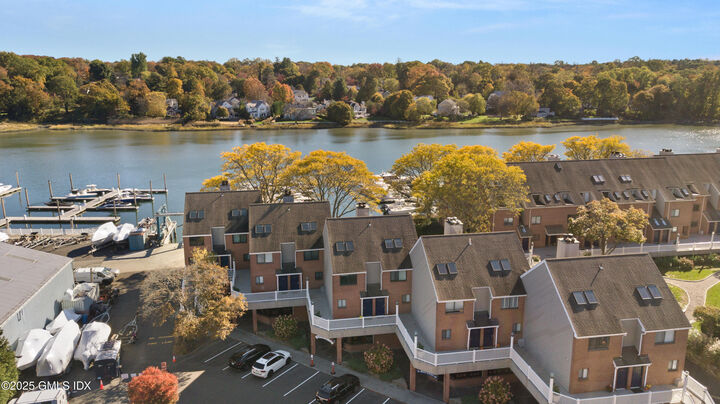 Property Photo: 7 River Road 306 CT 06807