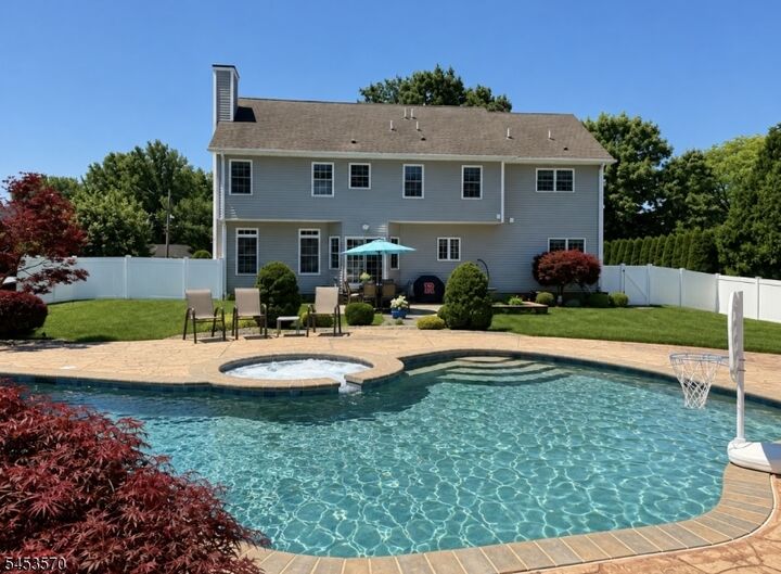 Property Photo: 6 Briarheath Ln NJ 07066