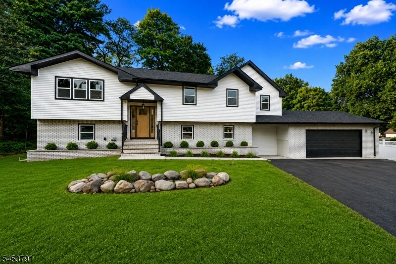 Property Photo:  11 Mark Ter  NJ 07435 