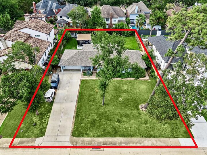 Property Photo:  7922 Westwood Drive  TX 77055 