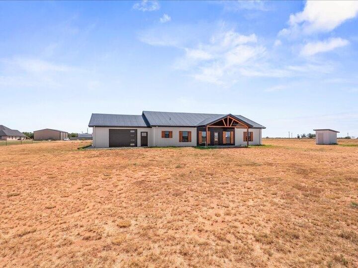 Property Photo:  1706 Fox Lane Road  TX 79316 