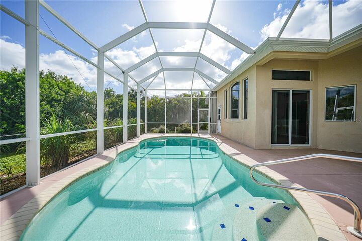 Property Photo:  10495 Atenia Street  FL 33981 