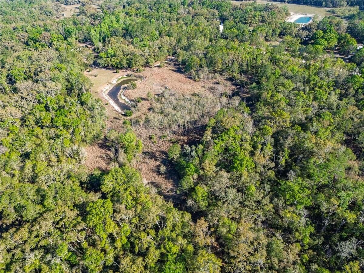 Property Photo:  957 NE 354th Avenue  FL 32680 