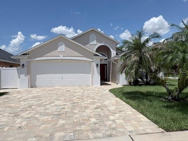 Property Photo:  3109 Heritage Park Way  FL 32837 