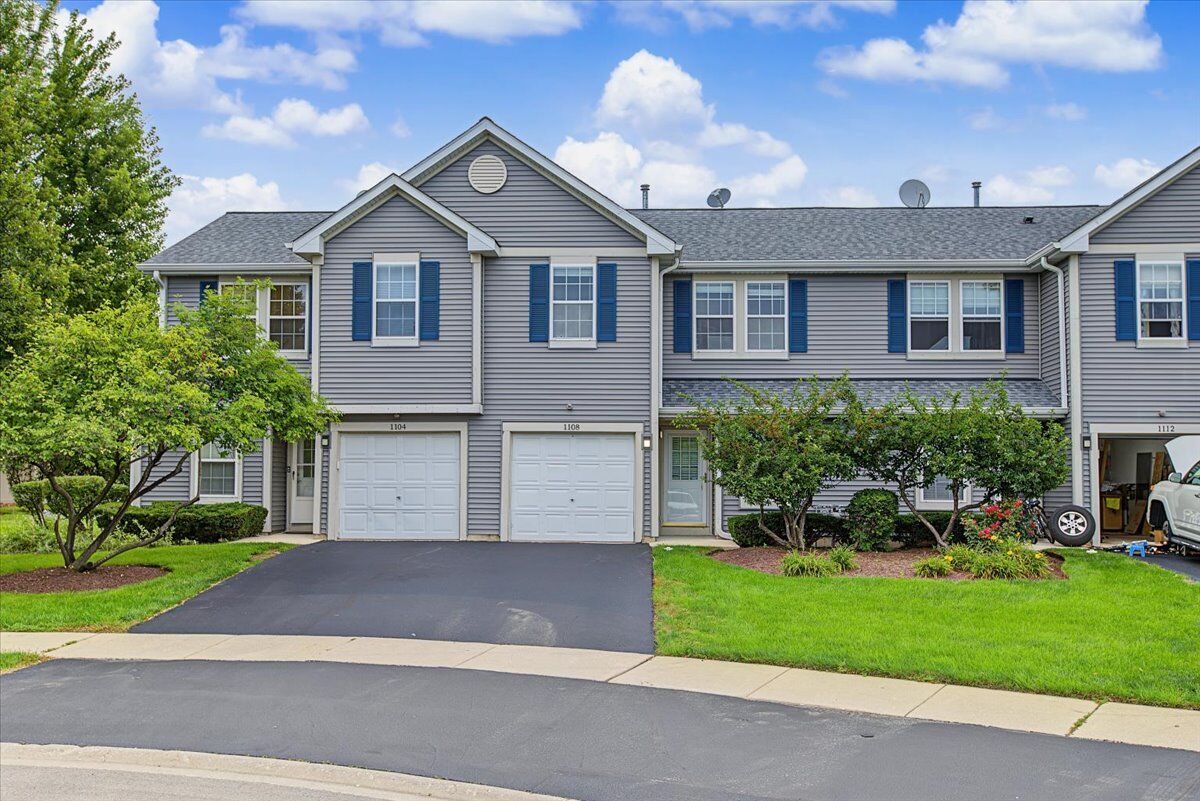 Property Photo: 1108 Grand Lake Court 1108 IL 60540