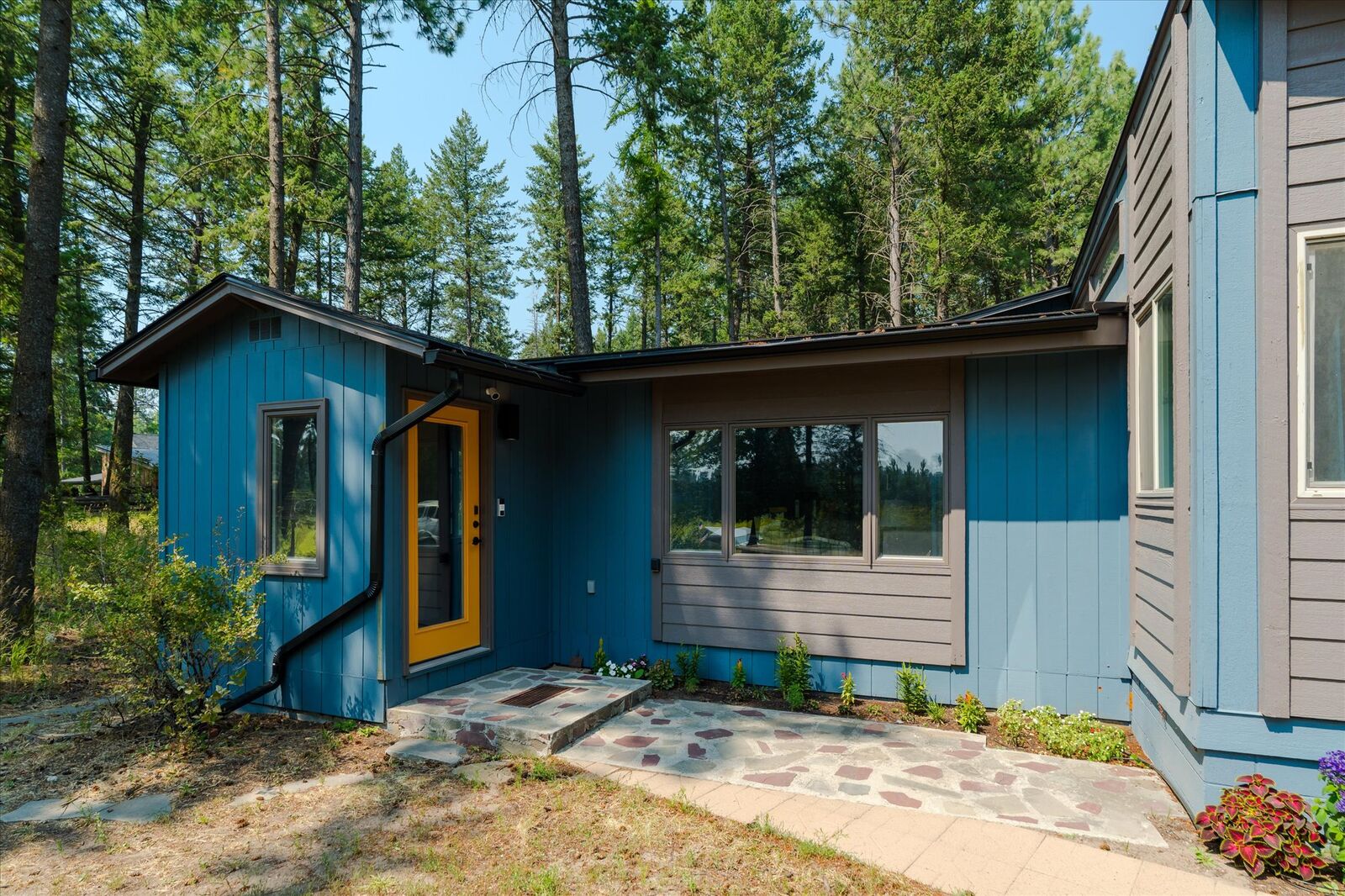 Property Photo: 185 Elk Park Road MT 59912