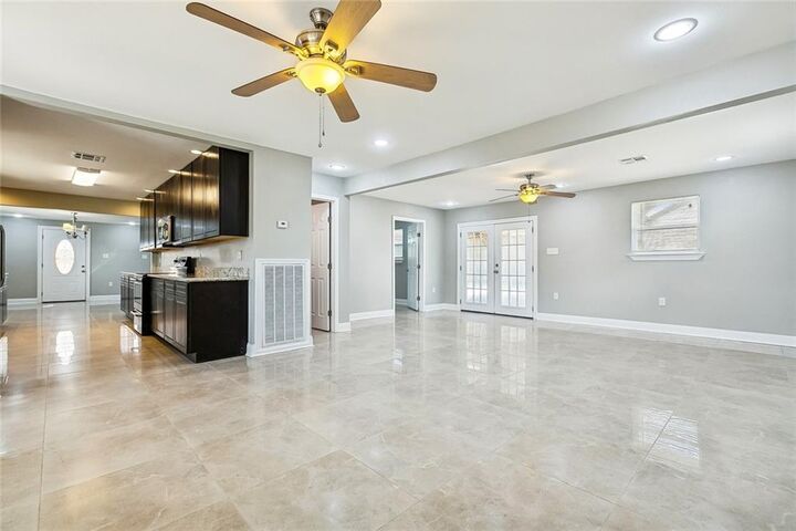 Property Photo:  2212 Kenneth Drive  LA 70092 