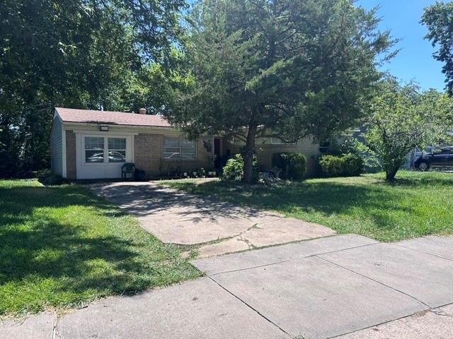 Property Photo: 4430 Scottsdale Drive TX 75150