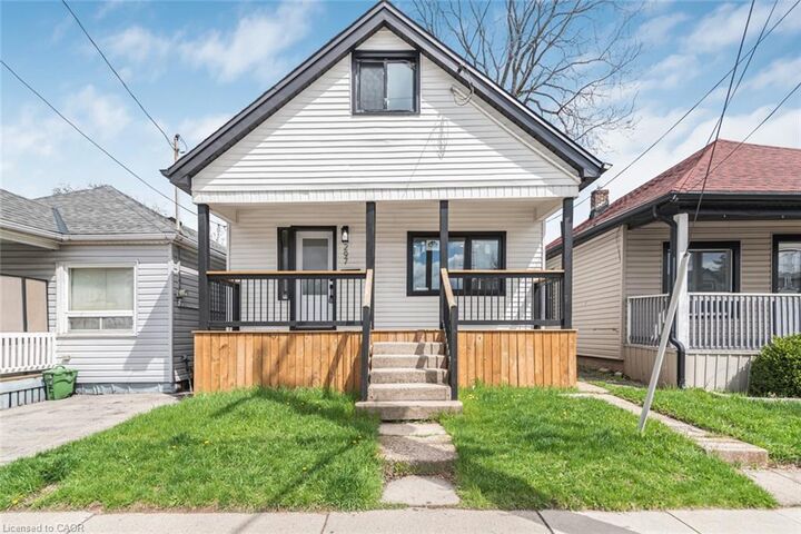 297 Britannia Avenue — photo 1