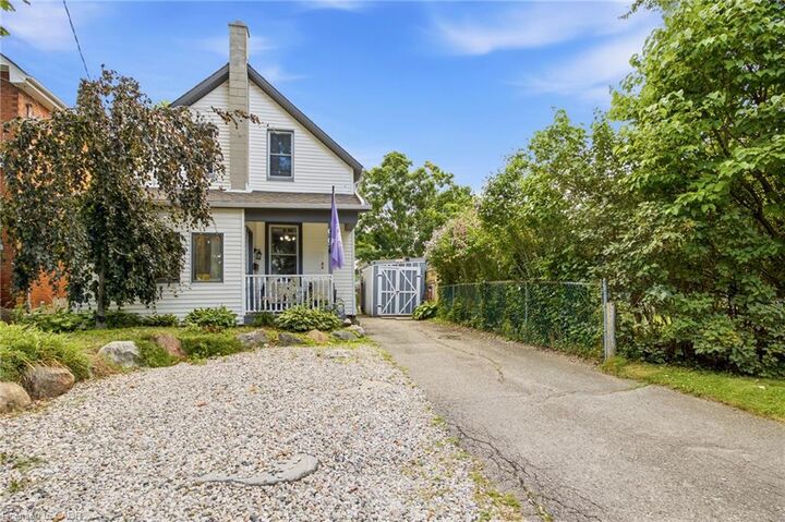 Property Photo: 99 Dufferin Street ON N5A 2G7