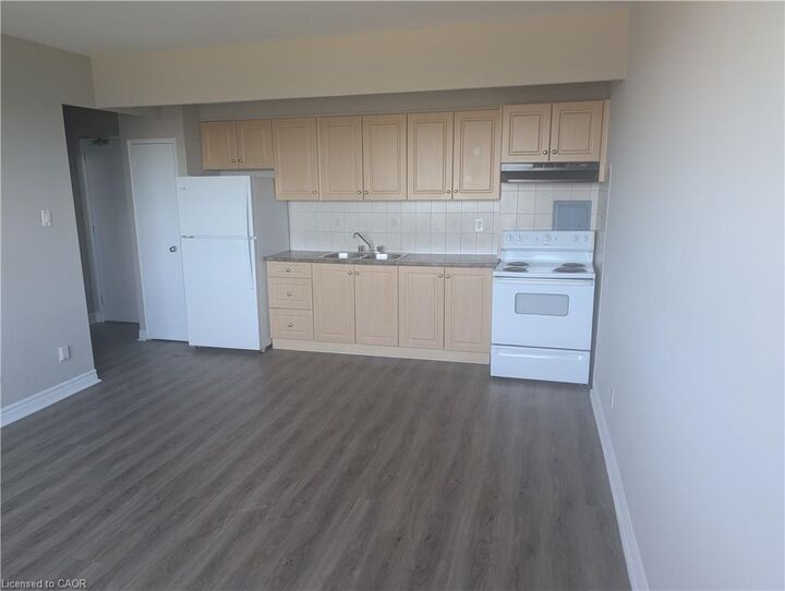 Property Photo:  468 Ottawa Street N 739 D  ON L8H 4A6 