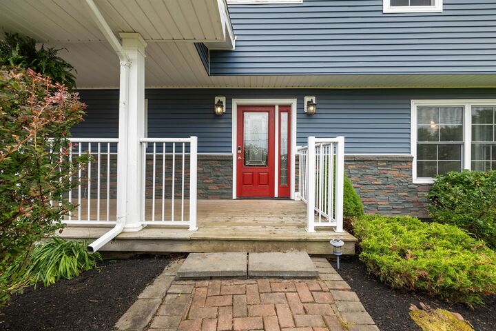 Property Photo:  53 Parkside Drive  PE C1E 1N1 