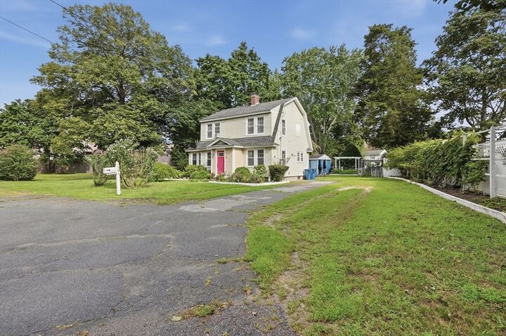 Property Photo:  101 Pleasant St  MA 01876 