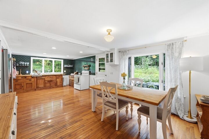 Property Photo:  176 Sherburne Ave  MA 01879 