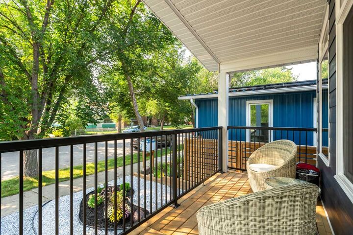 Property Photo: 38 4 Avenue SE AB T1V 1X6