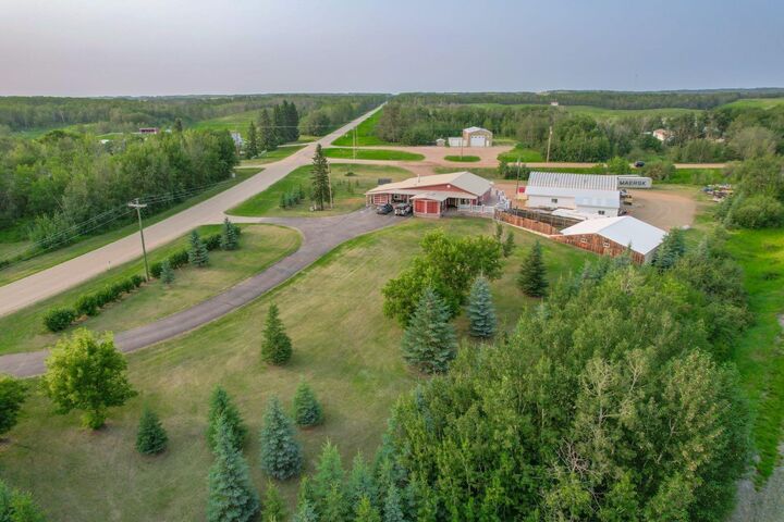 42077 Range Road 213 Street — photo 1