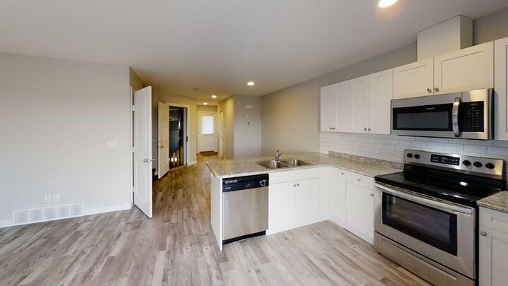 Property Photo: 9520 113 Avenue C AB T8X 5C5