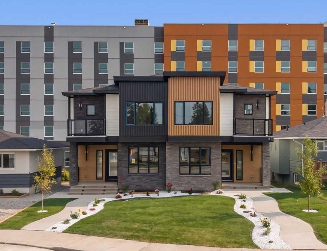 Property Photo: 119 42 Avenue NE AB T2E 2N5