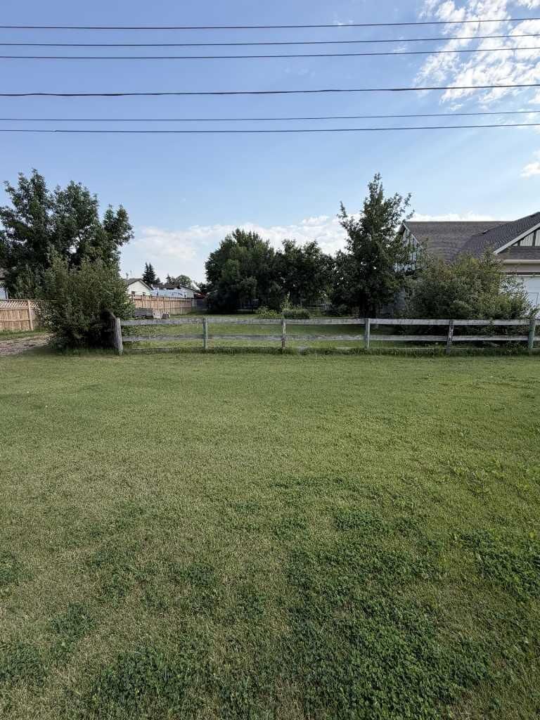 Property Photo: 188 East 100 South AB T0K 2S0