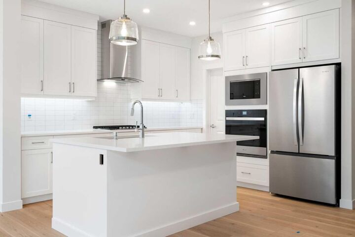 Property Photo: 334 Rivercrest Road AB T4C 3E9