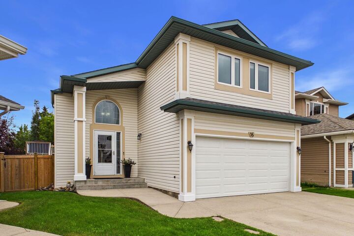 Property Photo: 16 Big Springs Mews SE AB T4A 1H3