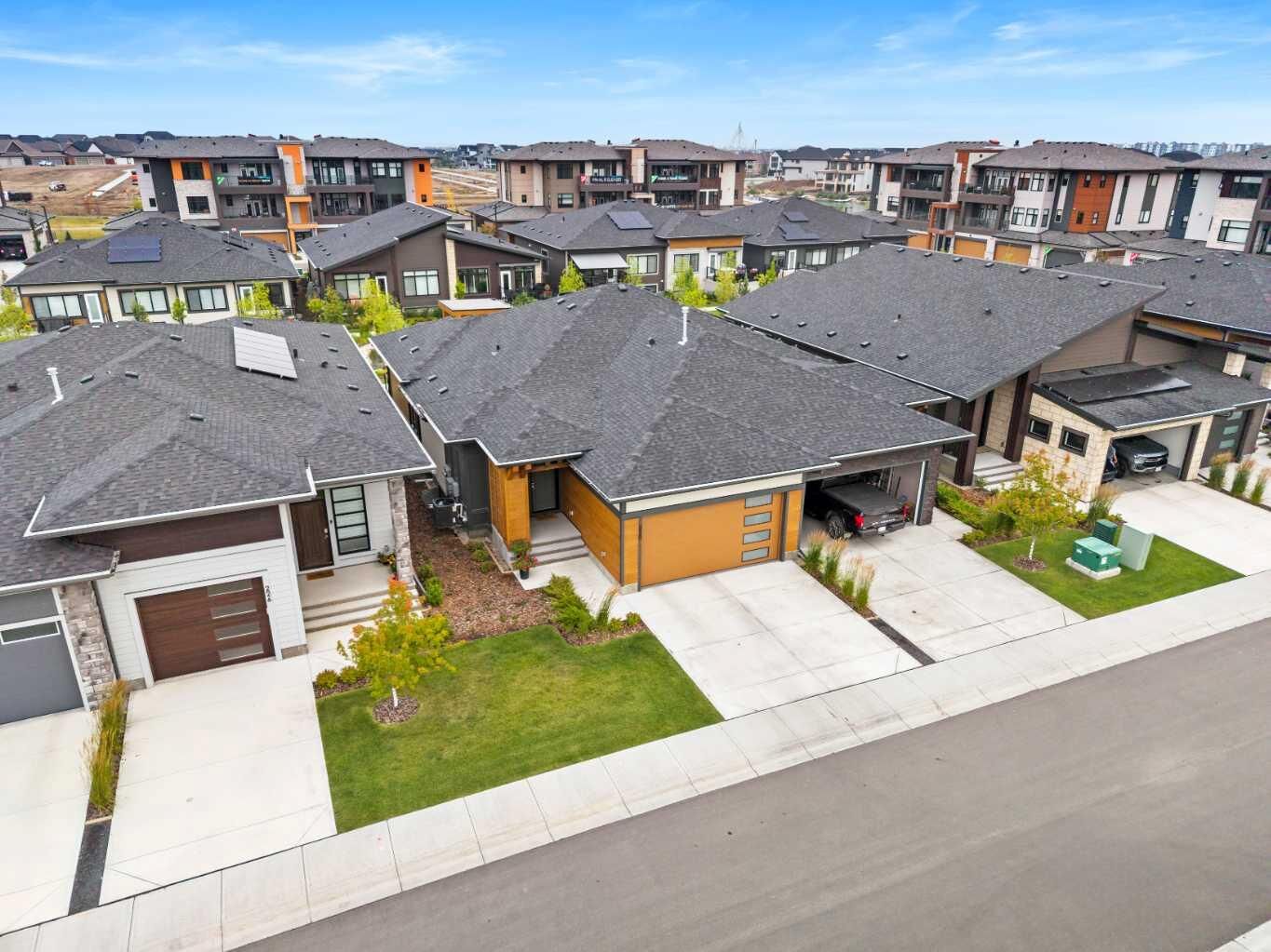 Property Photo: 220 Marina Cove SE AB T3M 3P4
