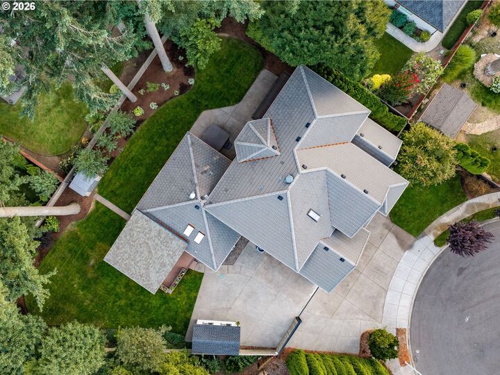 Property Photo:  14805 NE 13th Cir  WA 98684 