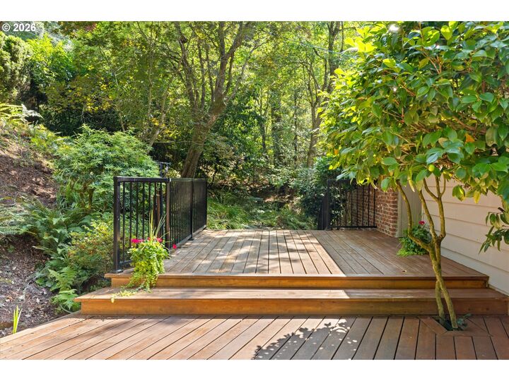 Property Photo:  2885 SW 89th Ave  OR 97225 