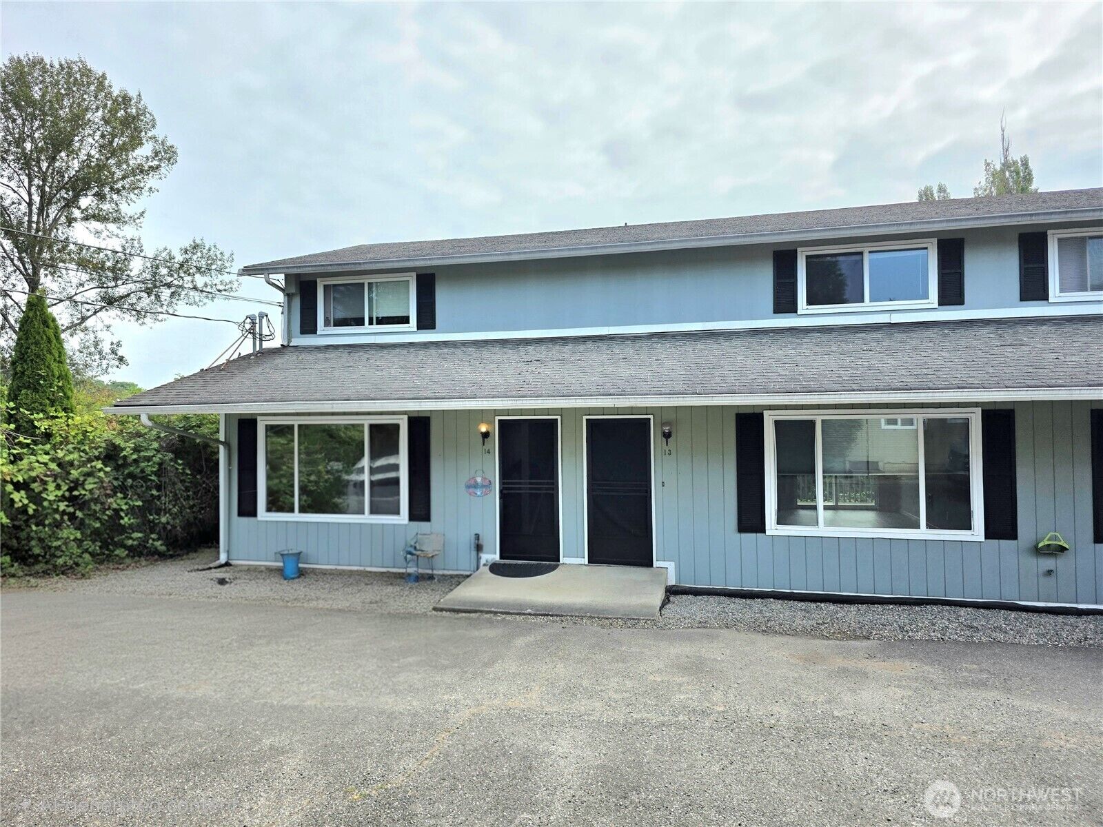 Property Photo: 601 Avenue A 13 WA 96167