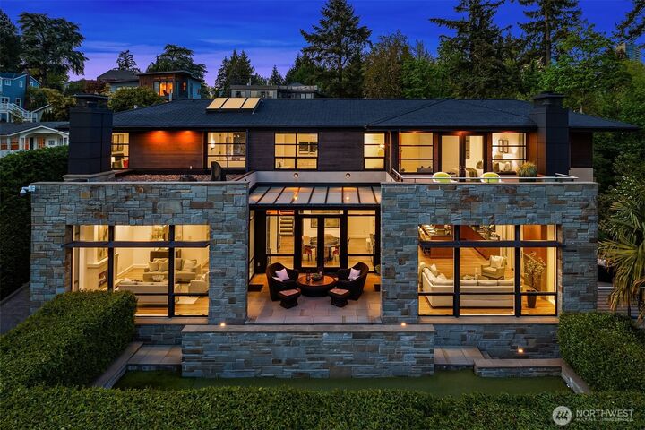 Property Photo: 9632 Lake Washington Boulevard NE WA 98004