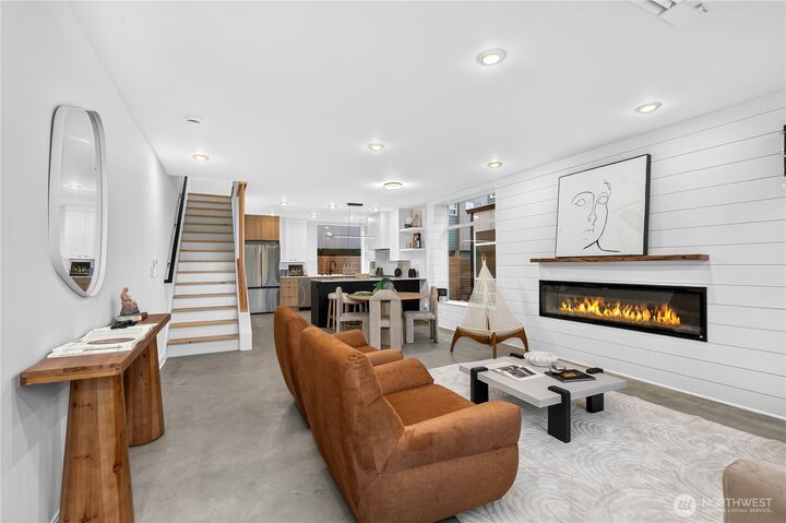 Property Photo:  5011  Fauntleroy Way SW Unit A  WA 98136 