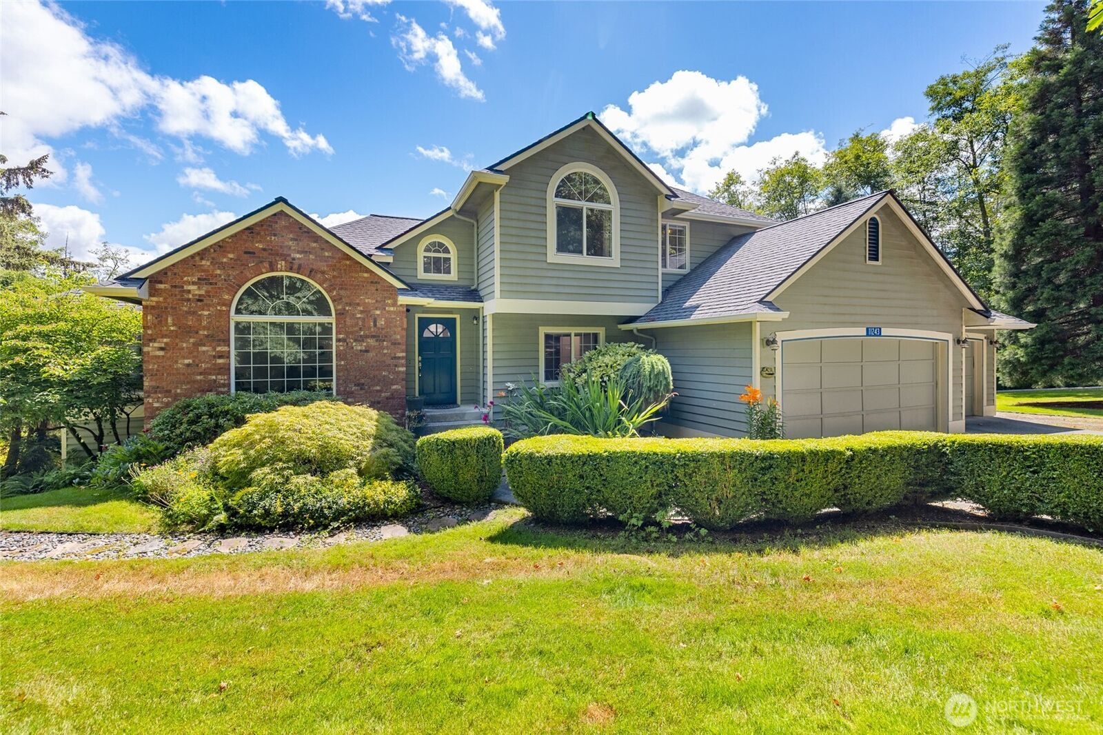 Property Photo: 11243 Garland Lane WA 98257