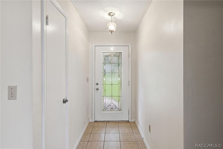 Property Photo: 2508 S Shelly Avenue FL 34450
