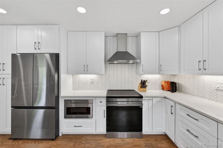 Property Photo:  2299 E Floyd Place  CO 80113 