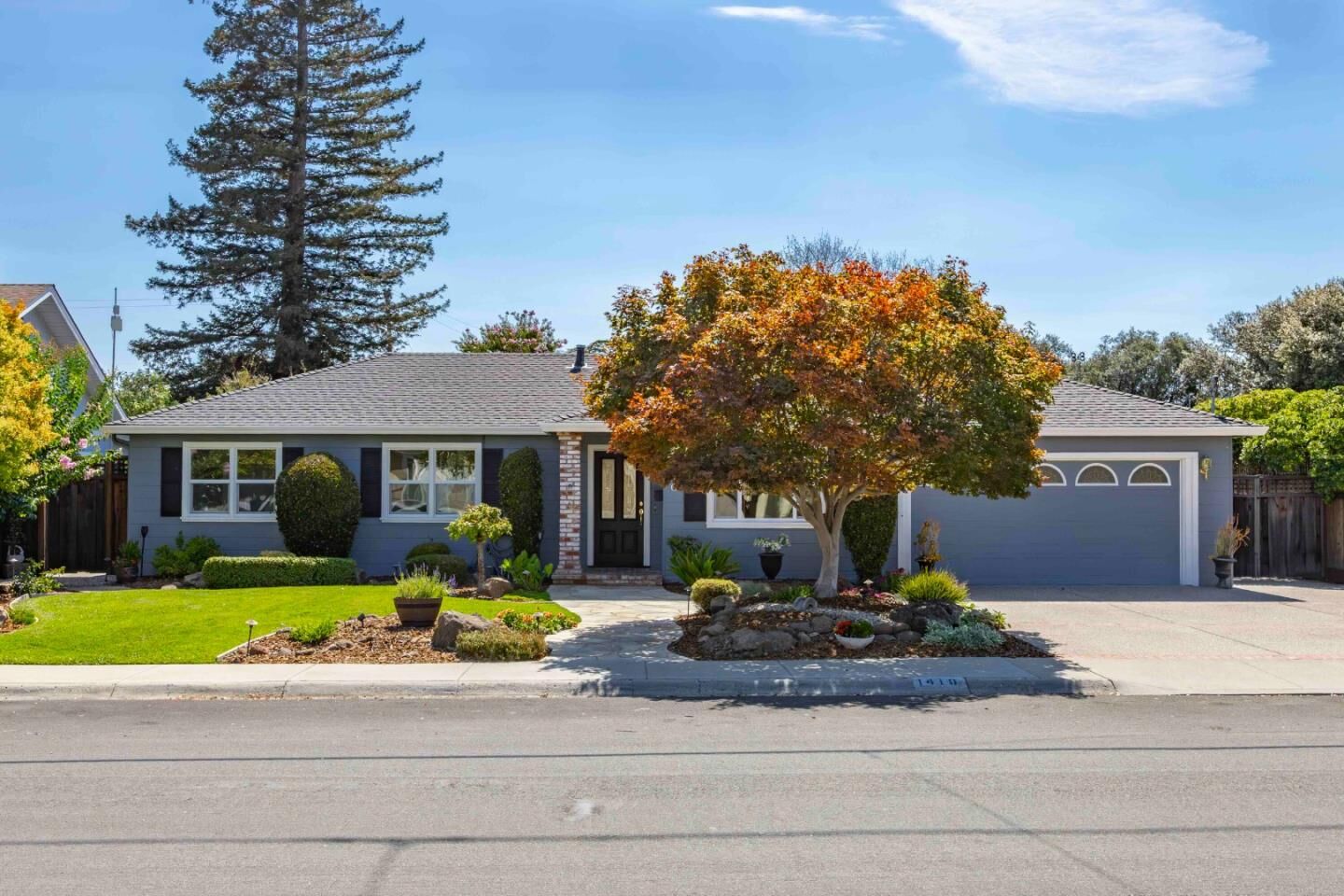 Property Photo:  1410 Floyd Avenue  CA 94087 