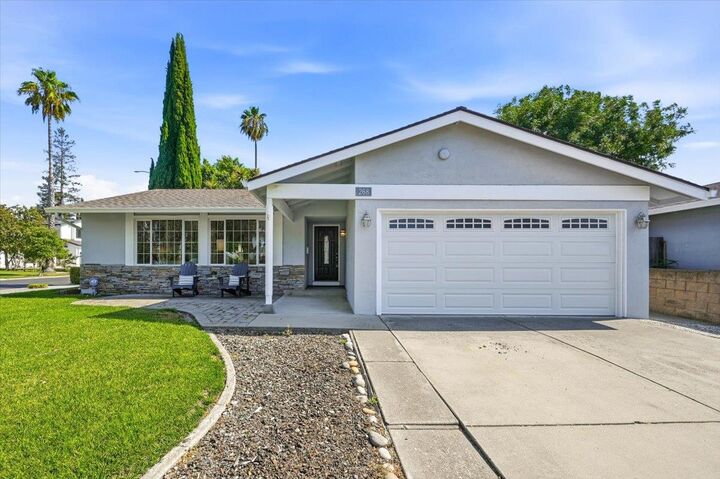 Property Photo:  268 Jaggers Drive  CA 95119 