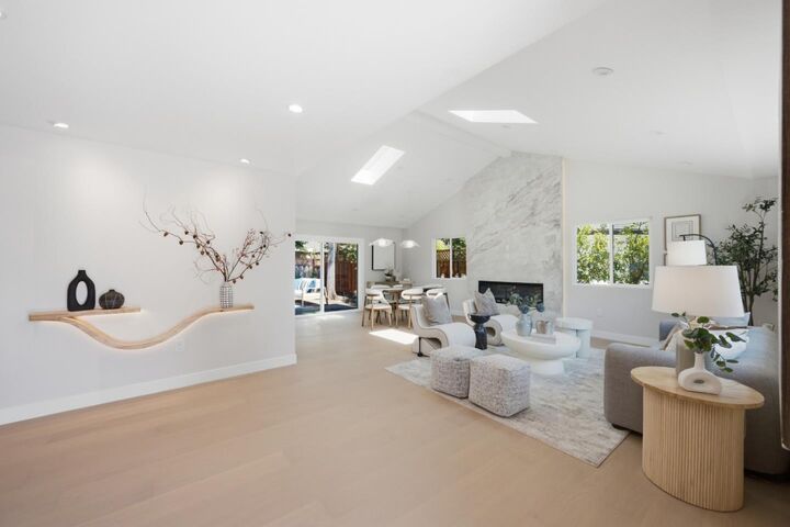 Property Photo:  3102 Flowers Lane  CA 94306 
