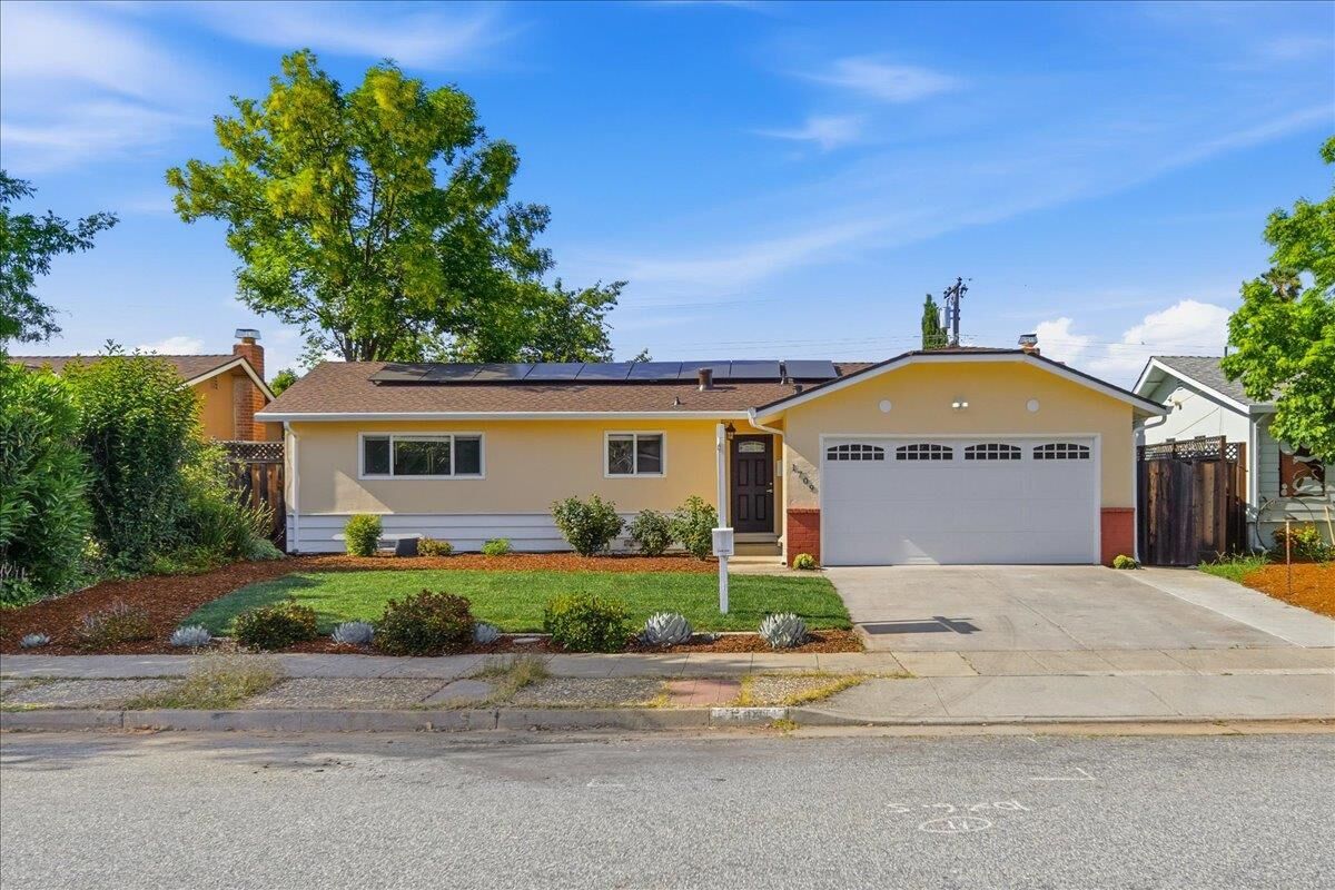 Property Photo:  1709 Canna Lane  CA 95124 