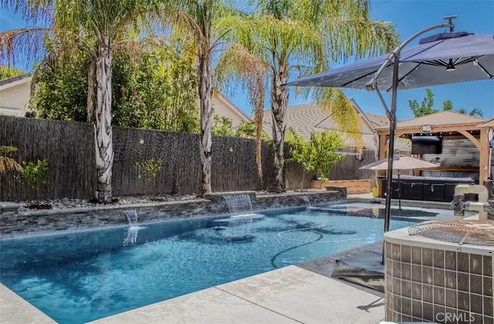 Property Photo: 206 River Pointe CA 95386