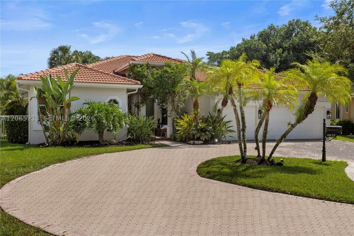 Property Photo:  4015 Crossbill Ln  FL 33331 
