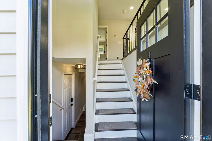 Property Photo:  14 Garry Knolls  CT 06810 
