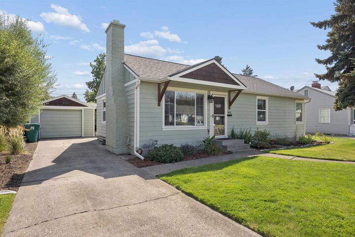 Property Photo: 5011 W Hoffman Pl WA 99205